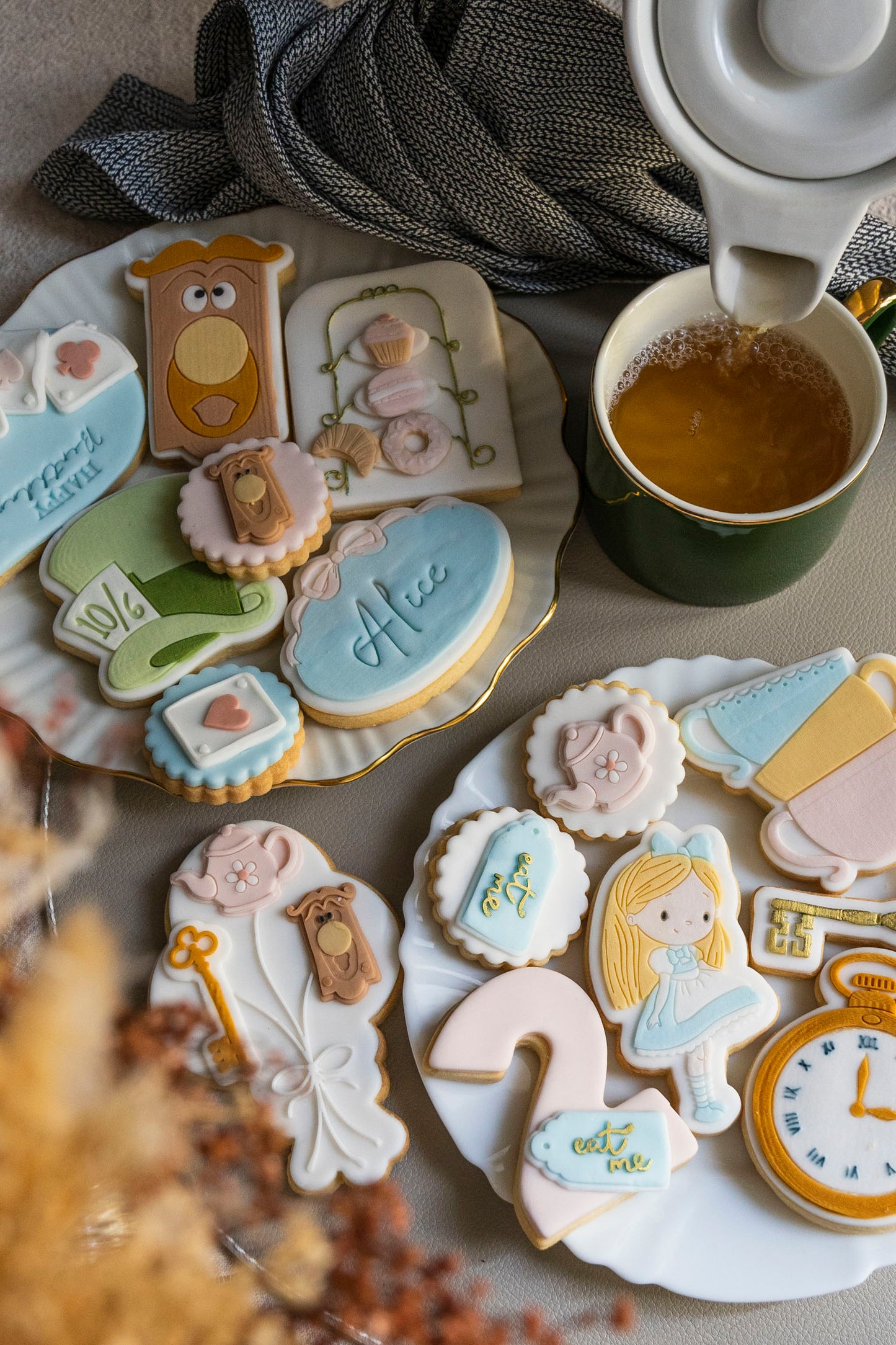 Set Alice in Wonderland