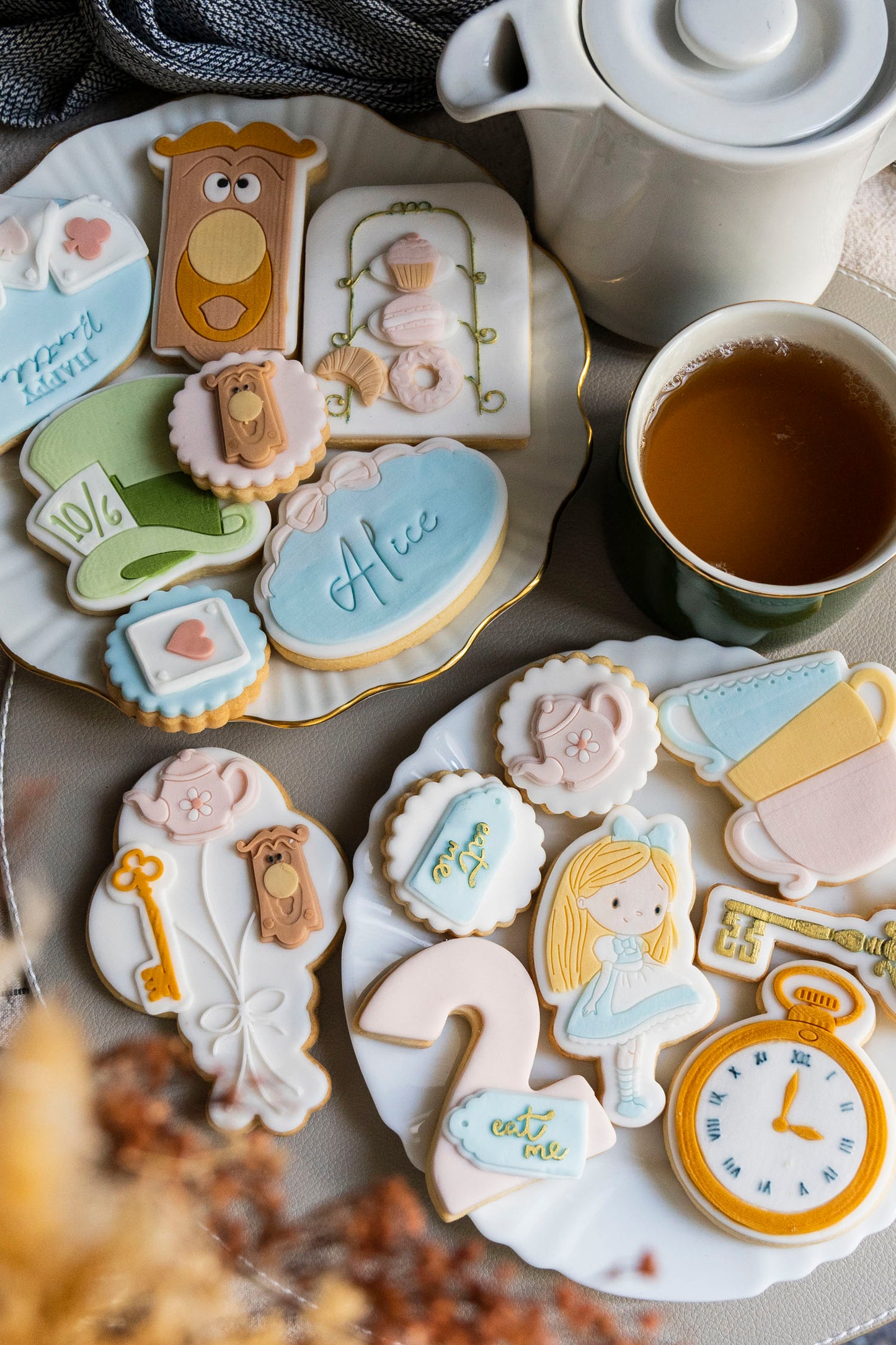 Set Alice in Wonderland